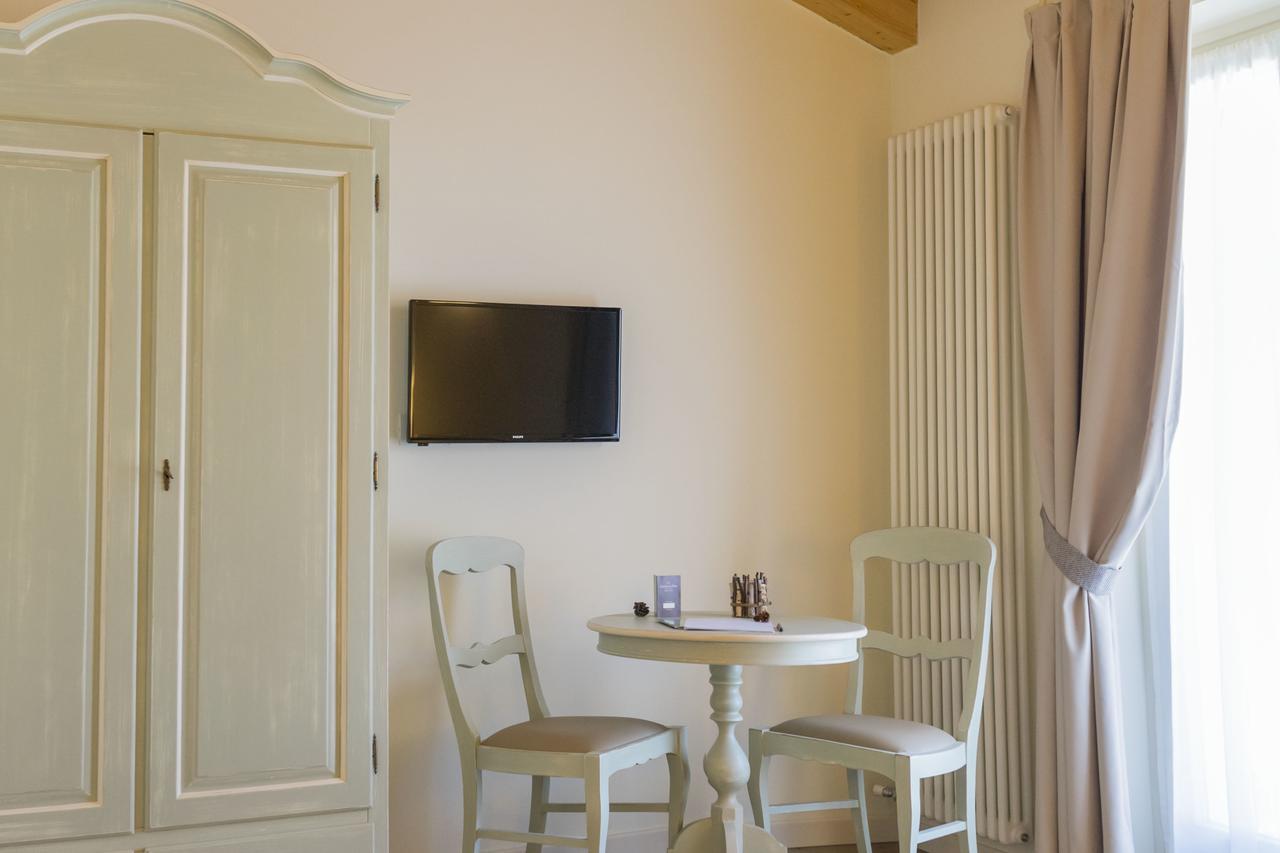 Casa Leon D'Oro Hotel Боско Чезанова Екстериор снимка